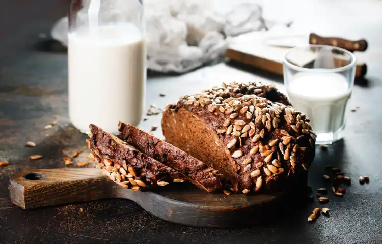 tam tahıllı ekmek